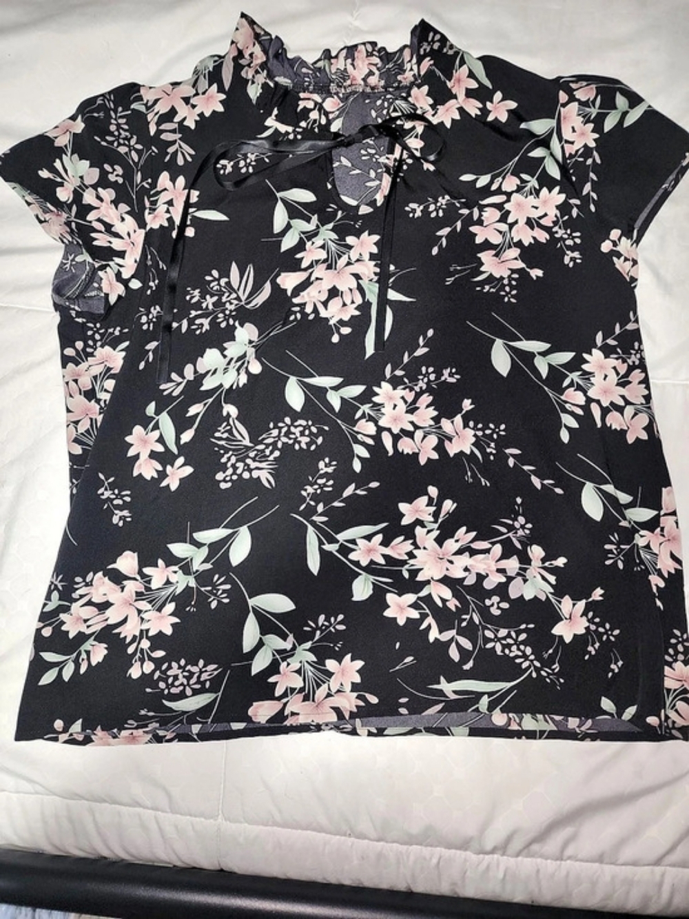 Floral Blouse in Black & Pink